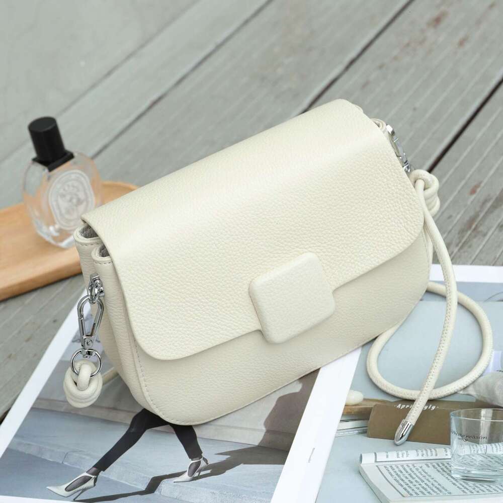 New Women's Fashionable Shoulder Simple Versatile Crossbody Small Square Bag Top Layer Cowhide 2025 Spring Summer
