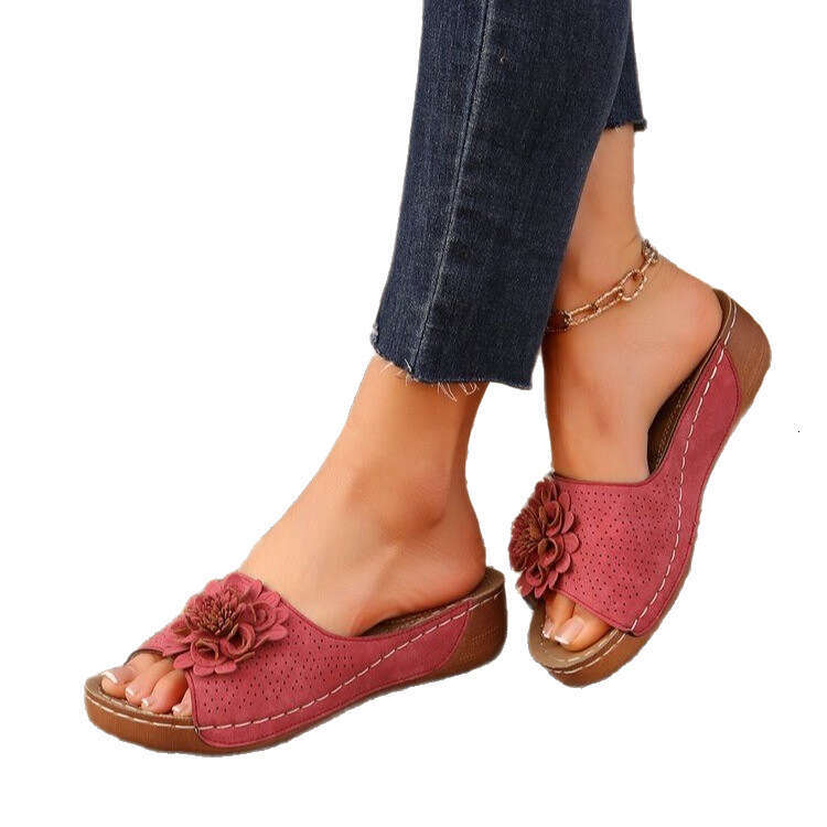 2025 Summer Outdoor Wedge Flower Slippers Women's Sandals Beach Shoes