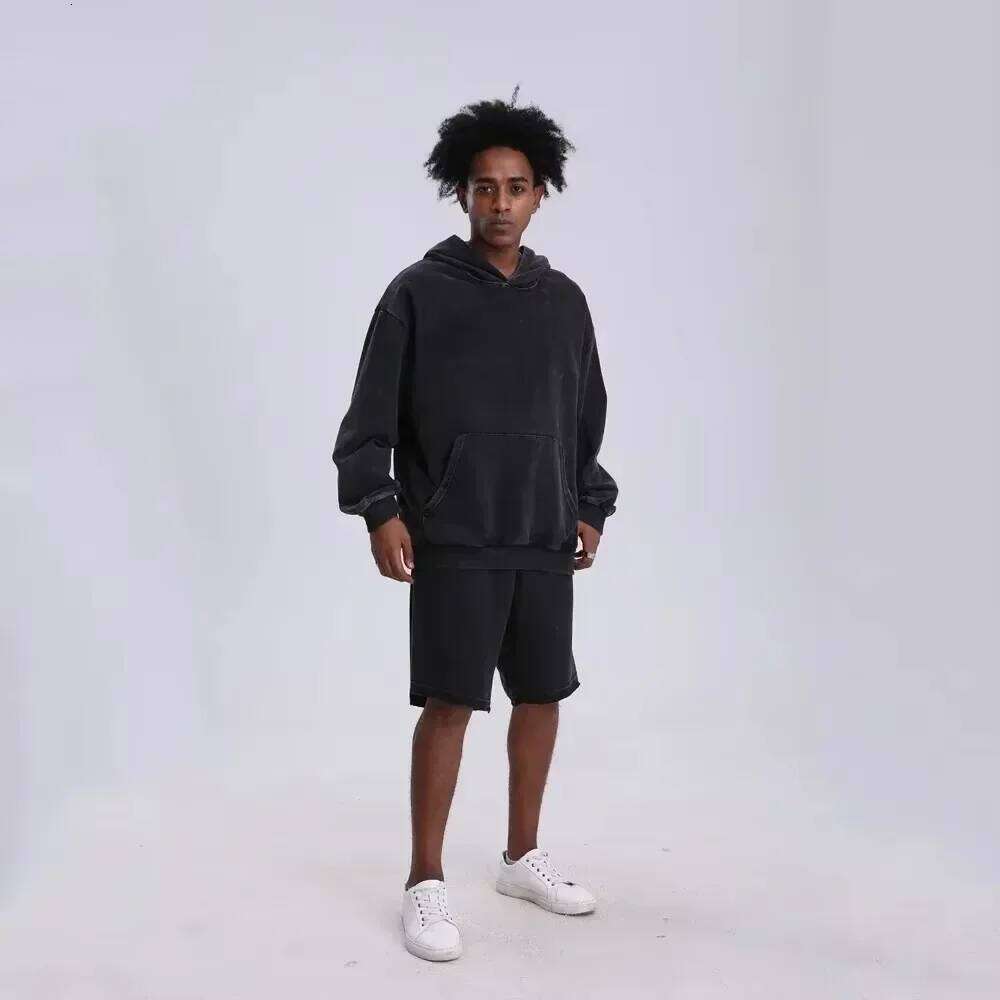 Mens & Womens Classic Fit Cotton Blend Pullover with Distressed Detailing Retro-Inspired Streetwear Essentials