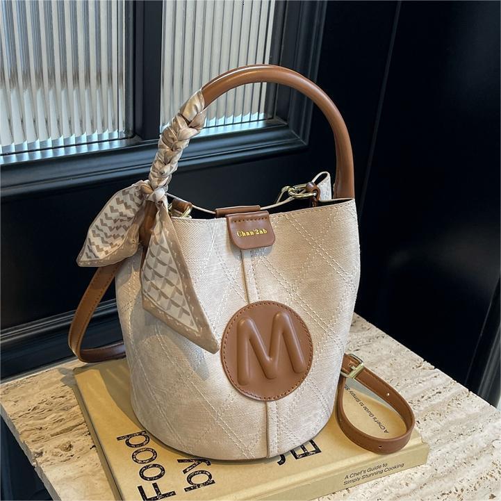 Free shipping designer Handbag Tote Bag Women Bag Spring Summer New Versatile Denim Bucket Bag Niche Texture Crossbody Bag