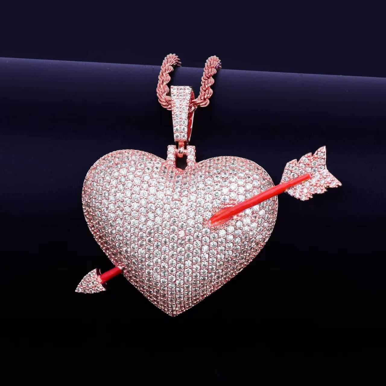 New Arrival Mens Womens 925 Silver 18K Gold Heart Pendant Necklace Red Arrow VVS Moissanite Diamond Stylish Accessory