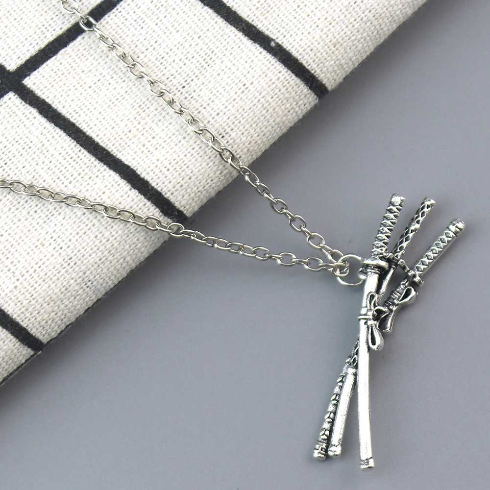 Cool Necklace Roronoa Zoro Three Knife Pendant Cosplay Anime Three Swords Flowing Pendant AccoriesC250617