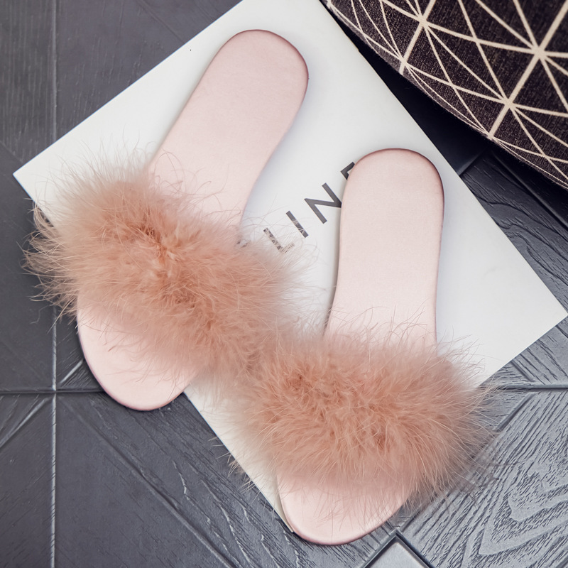 Women's new wedding red slippers fashionable women's sandals designer shoes daily commuting fashionable women's shoes
