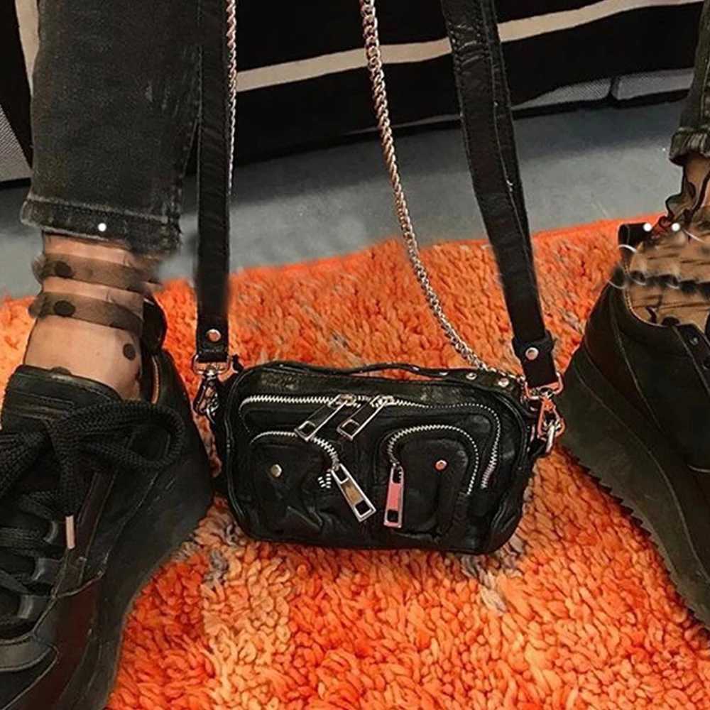 Punk Leopard Handbags Designer Chains Crossbody Bags for Women 2023 Luxury Serpentine Shoulder Bag Female Tote Clutch Purses New B250618
