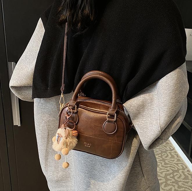 Free shipping designer Vintage Niche Patchwork Handbag Bowling Bag New Women Fashion Versatile High-end Shoulder Bag Crossbody Bag