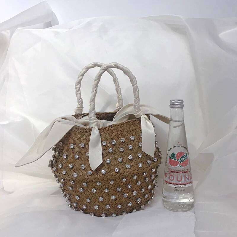 Handmade Sewing Holiday Fashion Crystal Woven Basket Dia Tote Beach Resort Retro Handbag Bag Women Design Straw 2023