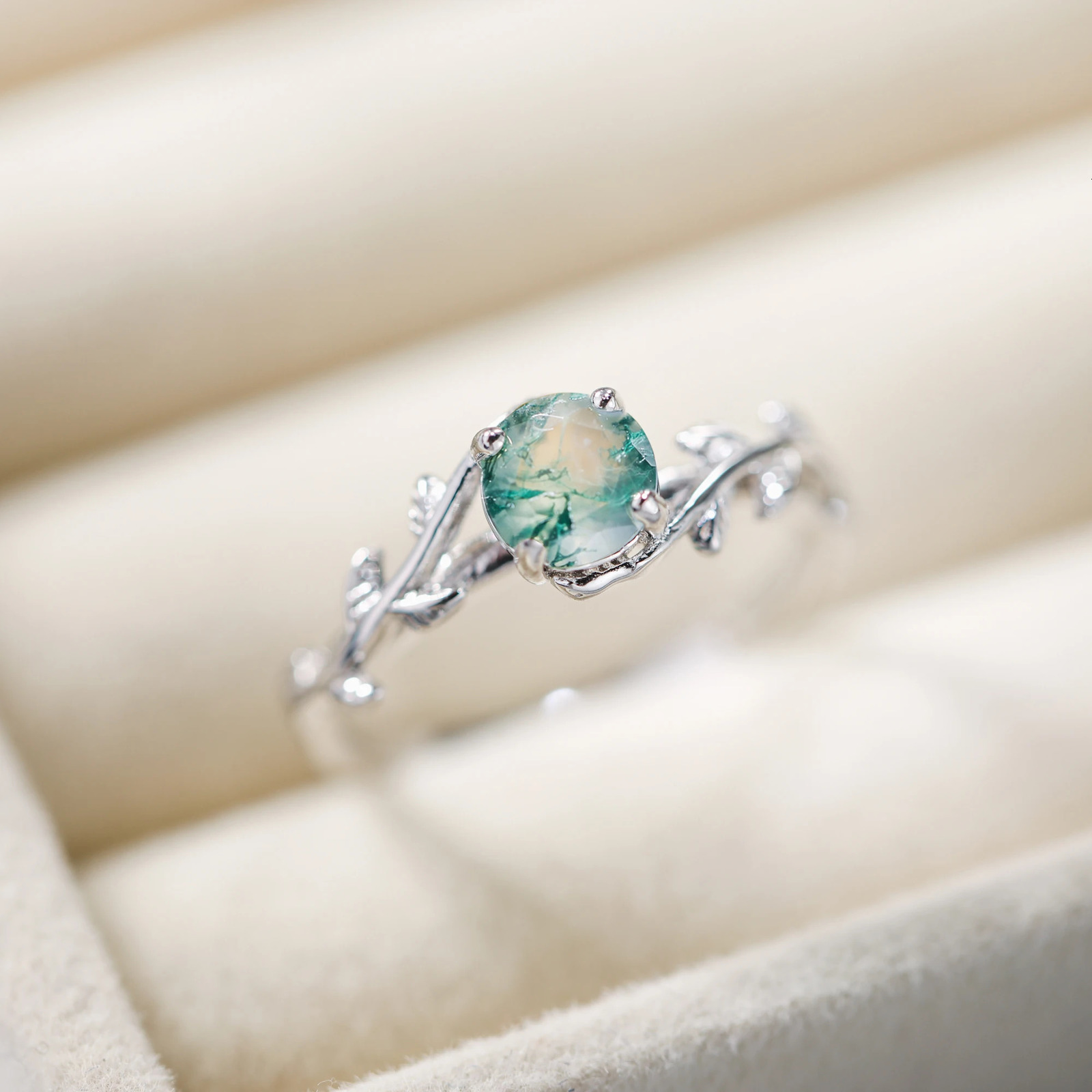 Unquie 925 Sterling Silver 8x6mm Oval Natural Green Moss Agate Stone Wedding Engagement Ring For Women Jewelry Finger Bague 250618