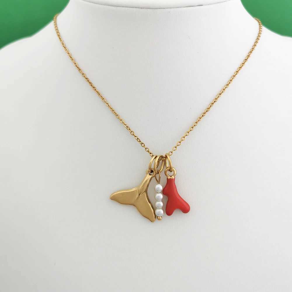 QMHJE Women Necklace Stainless Steel Ocean Starfish Fish Shell Pearl Coral Multiple Pendants Slim Choker Gold Color Wholesale W250618