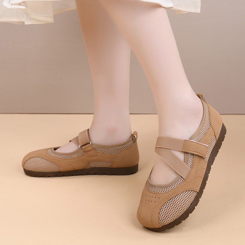 New Sports Mary Jane Women's Breathable Hollow Mesh Mom Thin Sole Ballet Style Versatile Casual Single Shoes for Women ddmythur