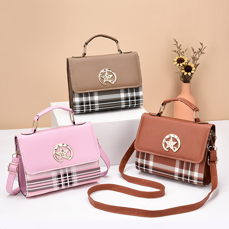 Free Shipping 2025 New Designer Bag Fashionable And High-quality Shopping Bag Trendy And Multifunctional Women's Star Accessory Handbag