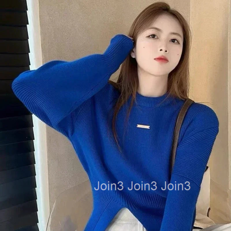 Knit Tops for Woman Blue Round O Neck Womens Sweater Crop Short Pullovers Y2k Vintage Designer Economics Modern Cold Winter 90s