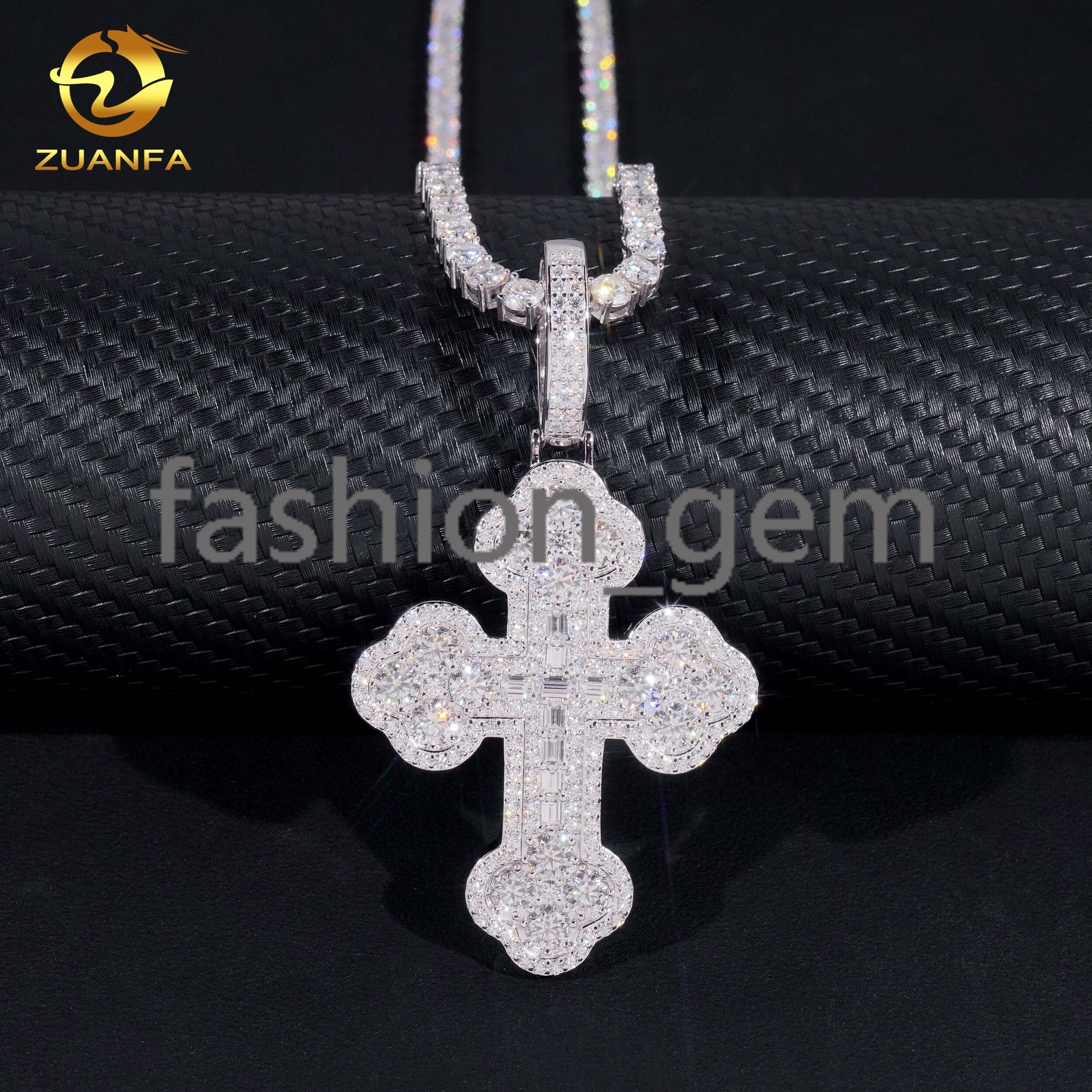 Pass Diamond Tester Hip Hop Jewelry New Design GRA Certified 925 Sterling Silver VVS Moissanite Cross Design Iced Out Pendant