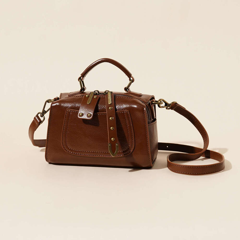 Women's Bag Shoulder Crossbody bag Spring Summer New Genuine Boston Pillow Fashion Casual Handbag Vegetable Tanned Leather