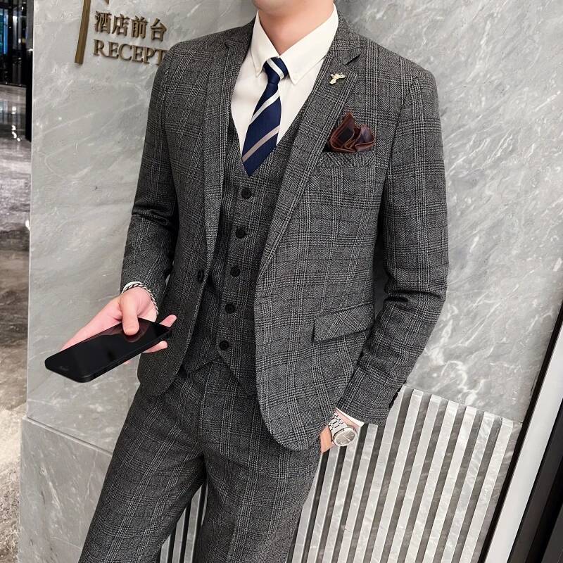 2025 Men's British Fashion Three-Piece Set Slim Fit Suit Vest Trousers Ensemble Handsome Trendy All-In-One Banquet Blaze