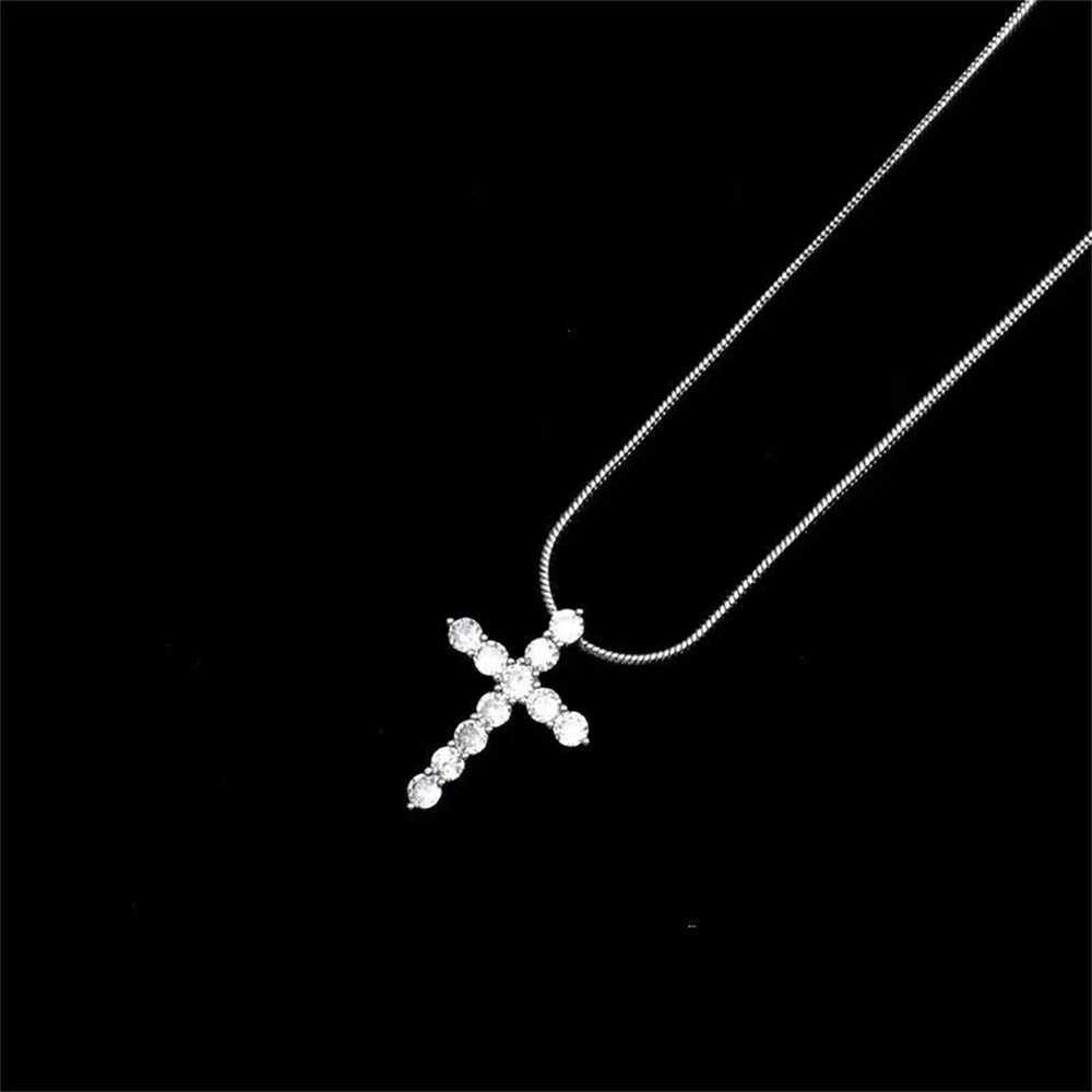 Hip-Hop Rock Acrylic Zircon Cross Pendant Men Necklace Box Chain Necklace Popular Street Jewelry Wear Accessories W250618