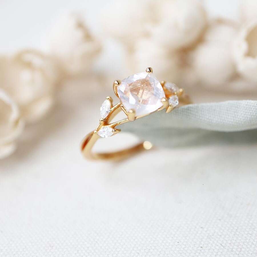 Gentle Atmosphere" Leaf Cross Hollow Natural Pink Quartz Earrings Versatile Necklace Light Luxury Ring Gift for Women