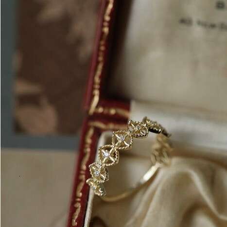 The poem of Gilgamesh.Luxurious and Exquisite Window Flower Lace Hollow Gold-Plated Open Ring