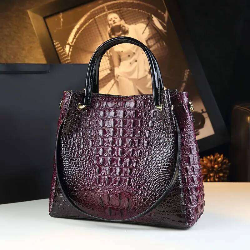 Genuine Leather Women Handbags New Tote Fashion Crocodile Print Bucket Bag Retro Shoulder Messenger Bags Trend 2025