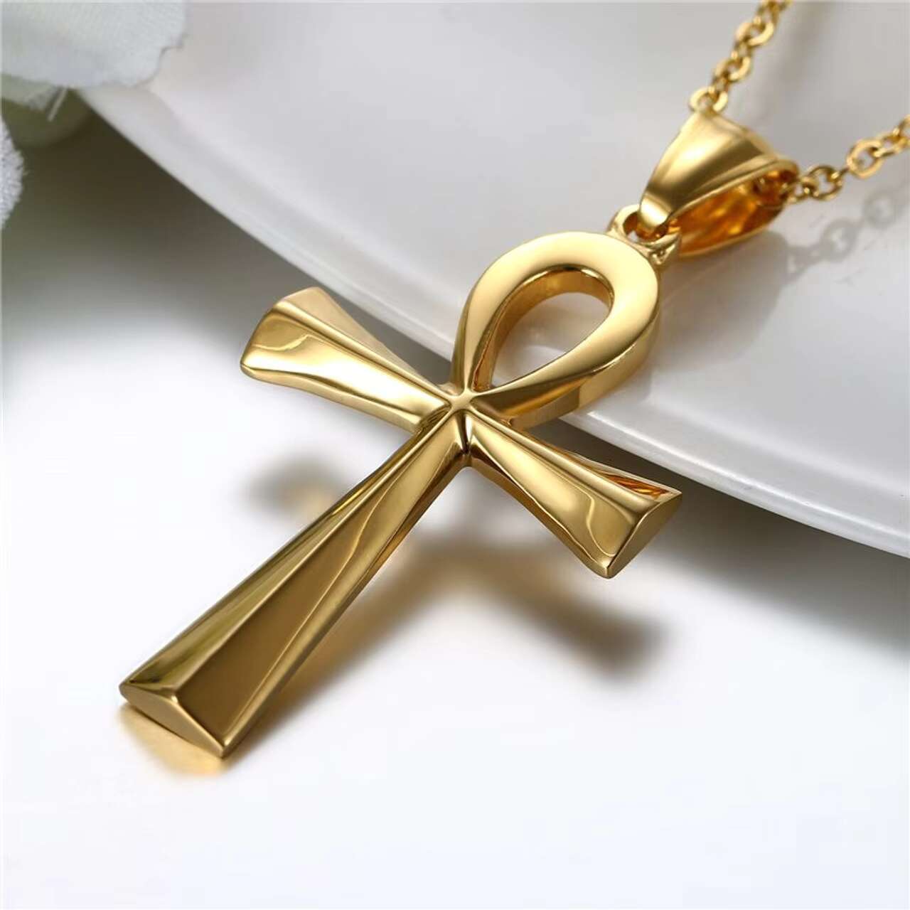 Classic 14K Gold Egyptian Ankh Key Cross Pendant Necklace Moissanite Charms for Gift