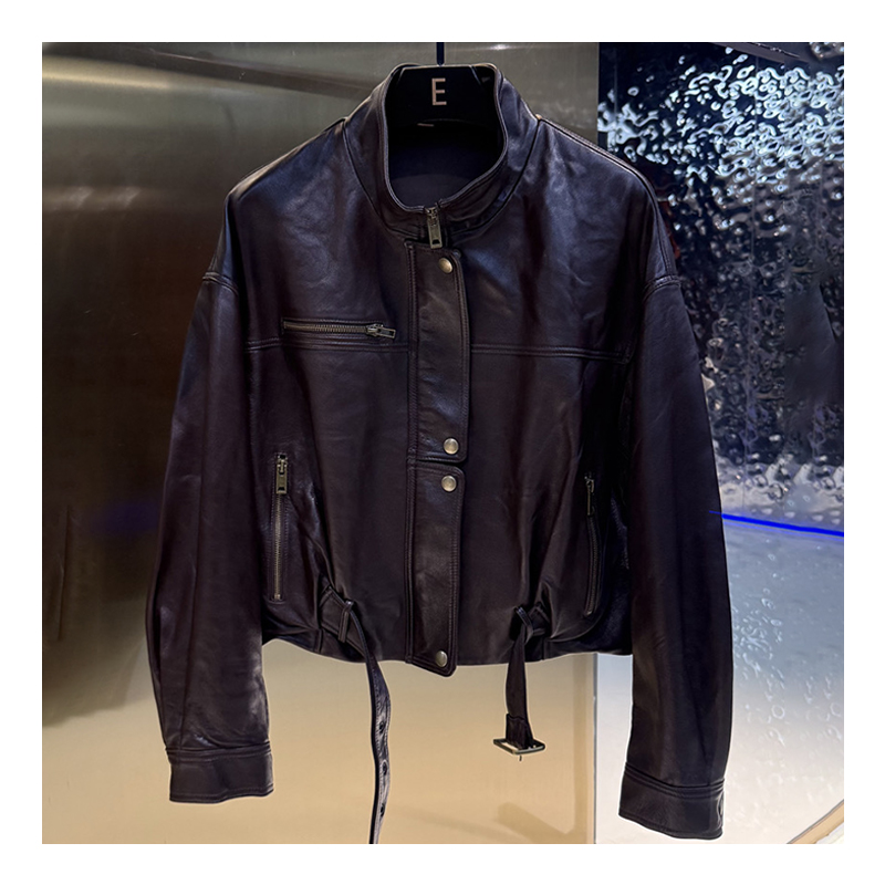 Sleek Urban Outfit Essential - Unisex Compact Layered Outerwear Perfectly Crafted for Fall