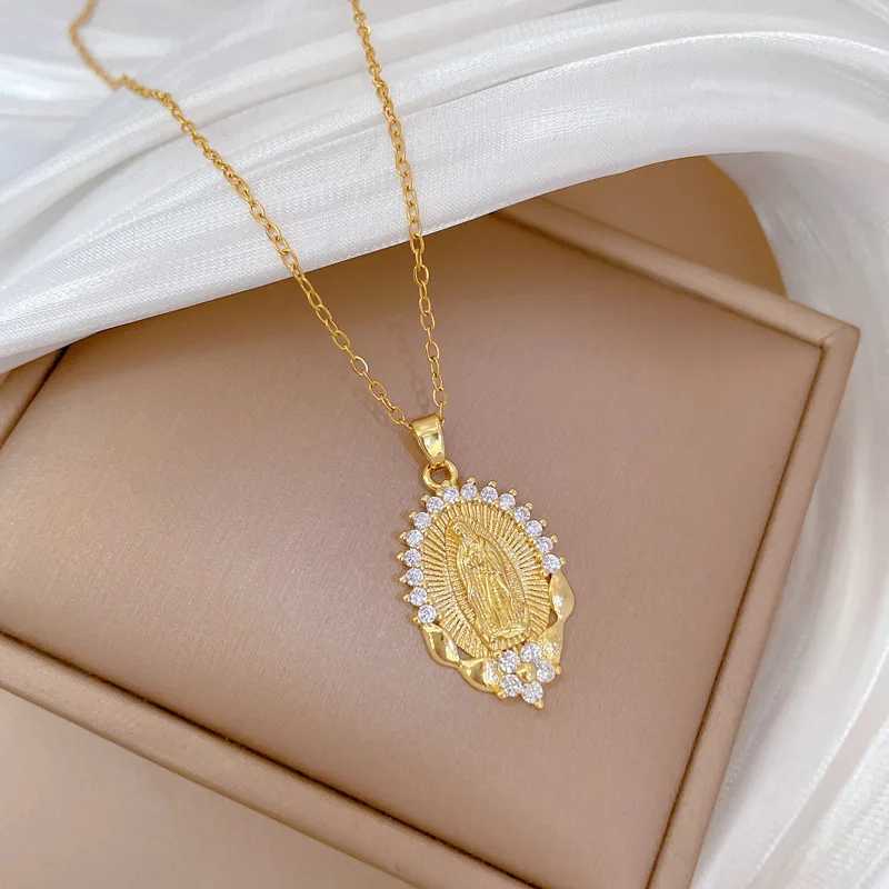 Fashion Exquisite Gorgeous Virgin Mary Necklace Classic Personalized Flower Hundred Stainless Steel Lucky Girl Party Gift W250618