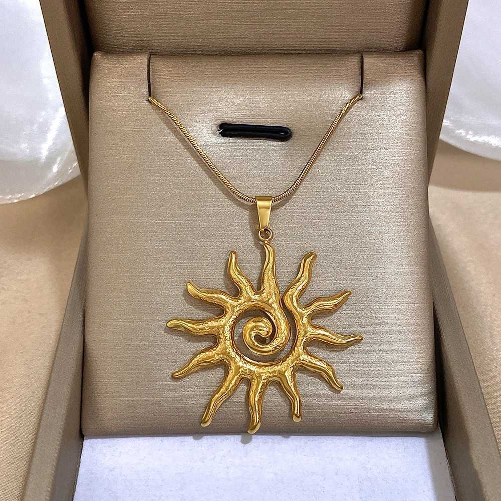 Flashbuy Vintage Chic Sun Shaped Pendant Stainless Steel Necklace Statement Golden Fashion Jewelry Gift W250618