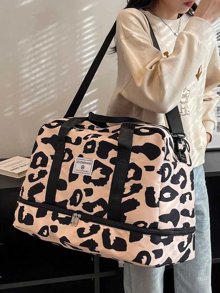 Spacious Durable Womens Carry-On Travel Bag with Animal Print Nylon Large Capacity Sports Gym Bag Weekend Overnight Bag W250618
