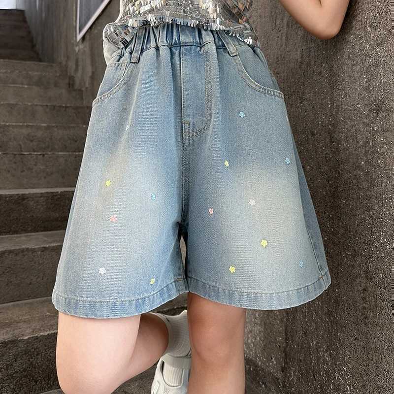 Girls summer small flower denim shorts 2025 new fashion jeans casual sports shorts 5-15 years oldC250617