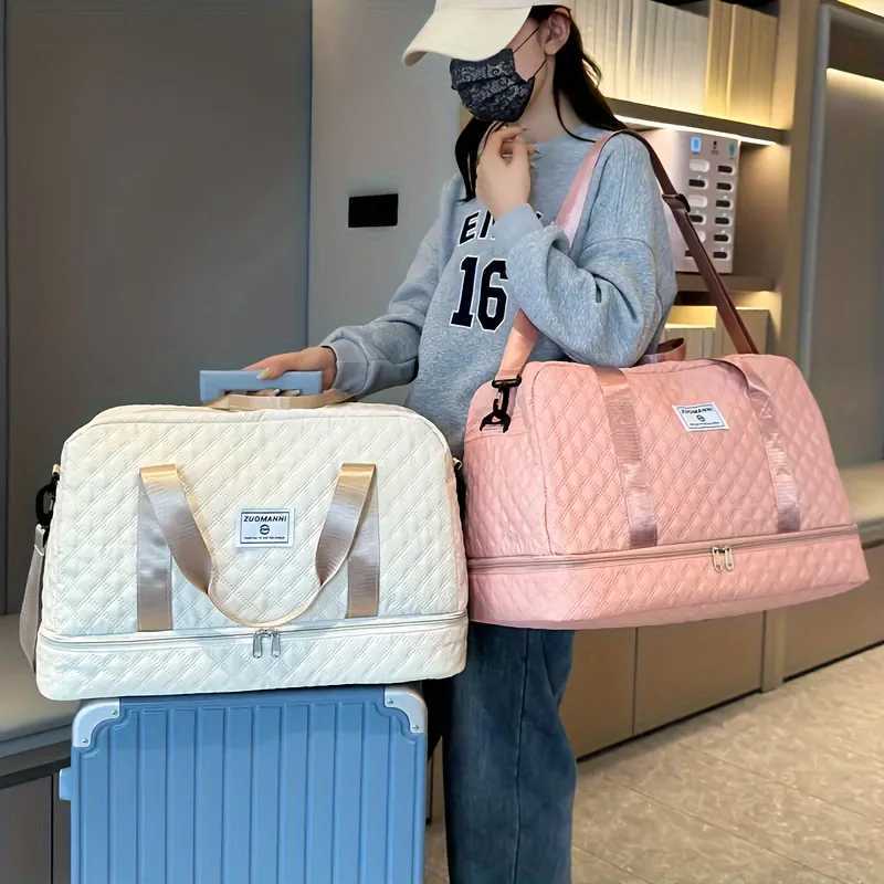 1pc Travel Bag with Large Capacity WomenS Gym Bag Luxury Oversized Handbag Stylish And Practical Compartment Design Portable W250618