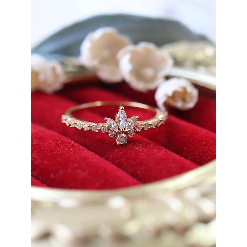 Green Sky Korean Dongdaemun Fashion Oval Luxury for Women Simple Personality Niche High-end Sense Index Finger Ring