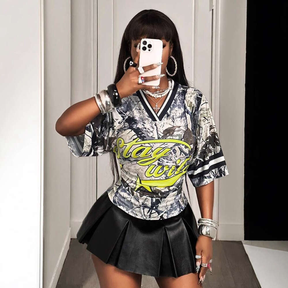 New Fashion Trend Street Print Girl Style Loose Casual V-Neck Top T-Shirt Short Sleeve B5