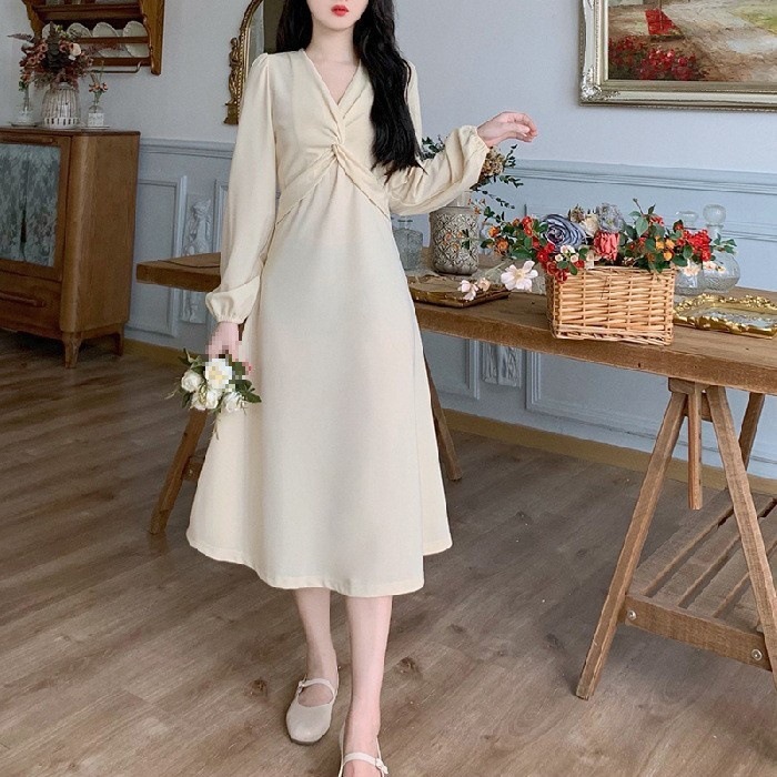 XR188 Retro Square Neck Over-the-Knee Waist Long Skirt Covering Belly