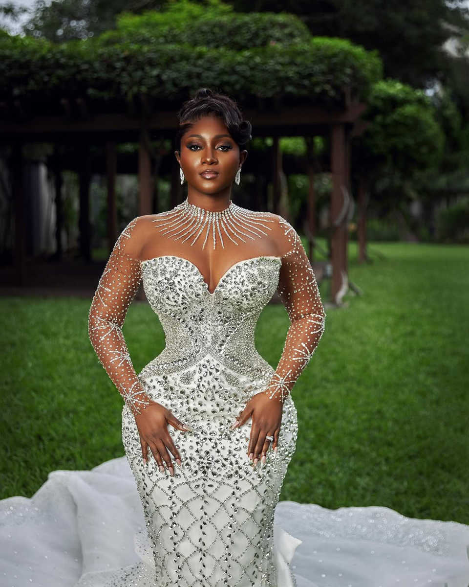 Customzied Mermaid Wedding Dresses Luxury Crystal Beading High Neck Long Sleeve Tiered Ruffles Bridal Gowns Robe Vestido De Novia