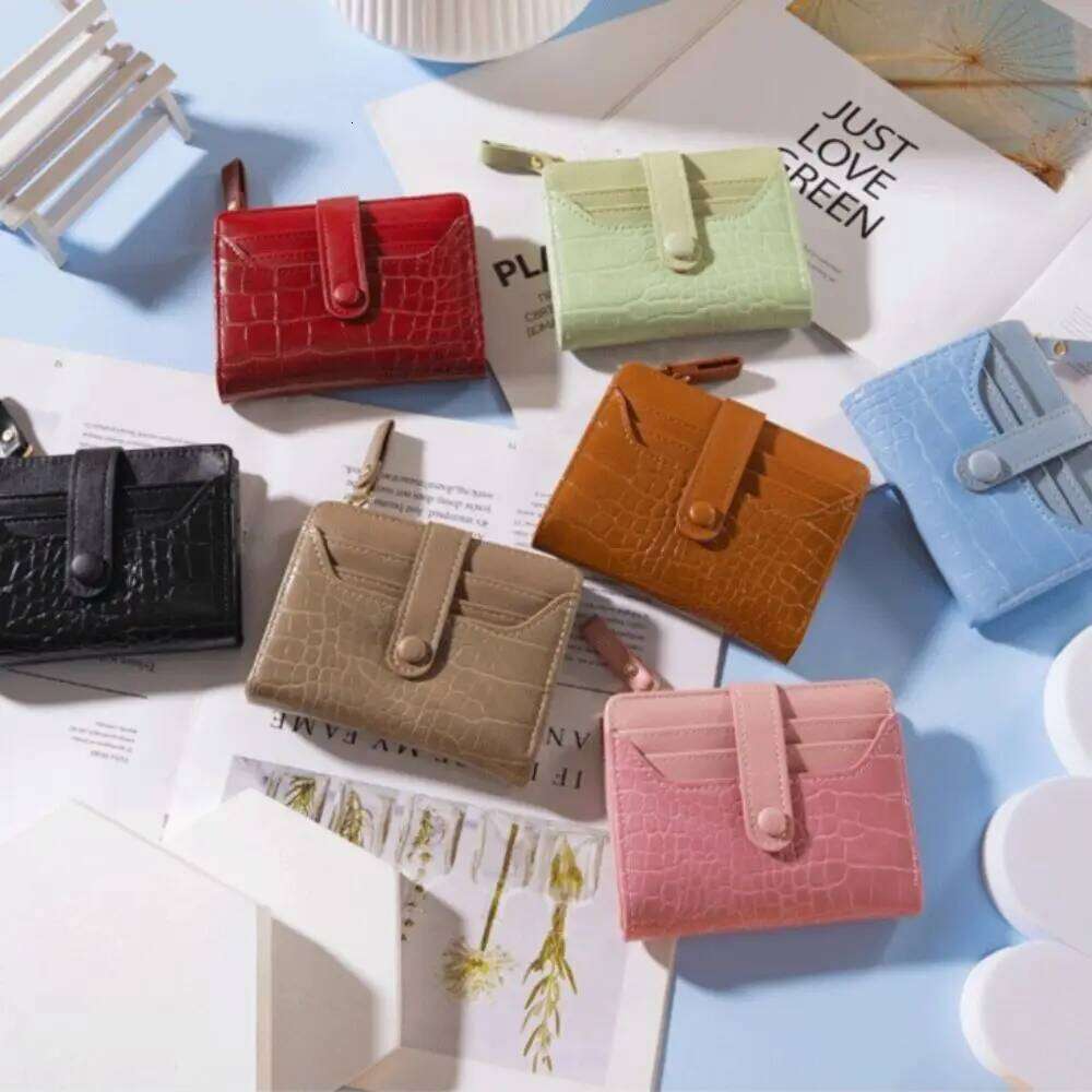 PU Women's Short Crocodile Print Multiple Card Slots Coin Purse Waterproof Solid Color Leather Wallet for Women