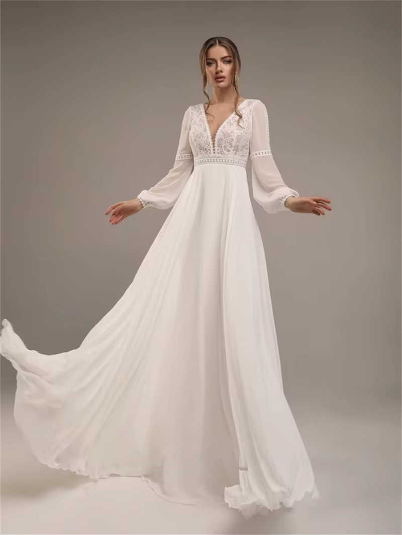 Exquisite Lace Wedding Dress A-Line Sleeveless Bride Gowns With Deep V-Neck Appliques Sweep Train Illusion New Gown Vestidos De Novia
