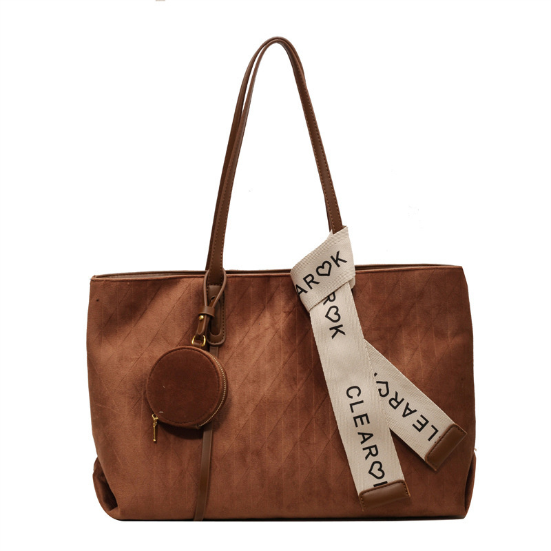 Free shipping designer Women Bag Large Capacity 2025 New Matte Retro Suede Shoulder Bag Trendy Fashion Tote Bag