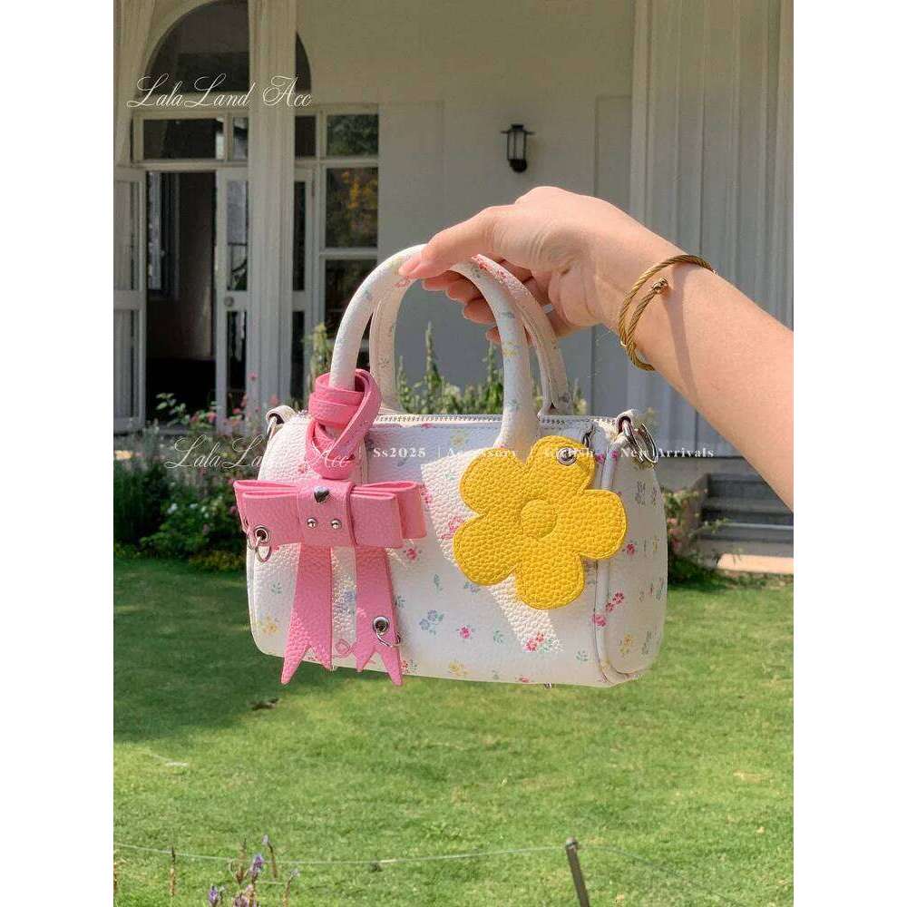 Japanese Original Ins Wind Floral Boston Bag 2025 Summer New Bow Cute Versatile Commuter Sweet Lady Refreshing Messenger Handbag