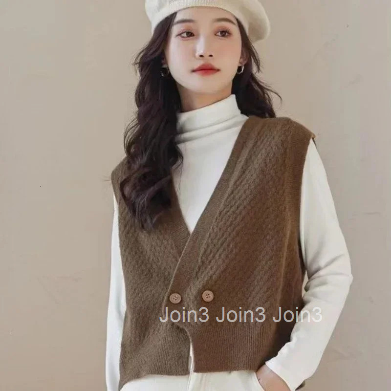 V-neck Ladies Sweaters Winter Button Short Knitted Top for Women Brown Vest Modern Tricot Blouse Designer Sale 90s Vintage Crop