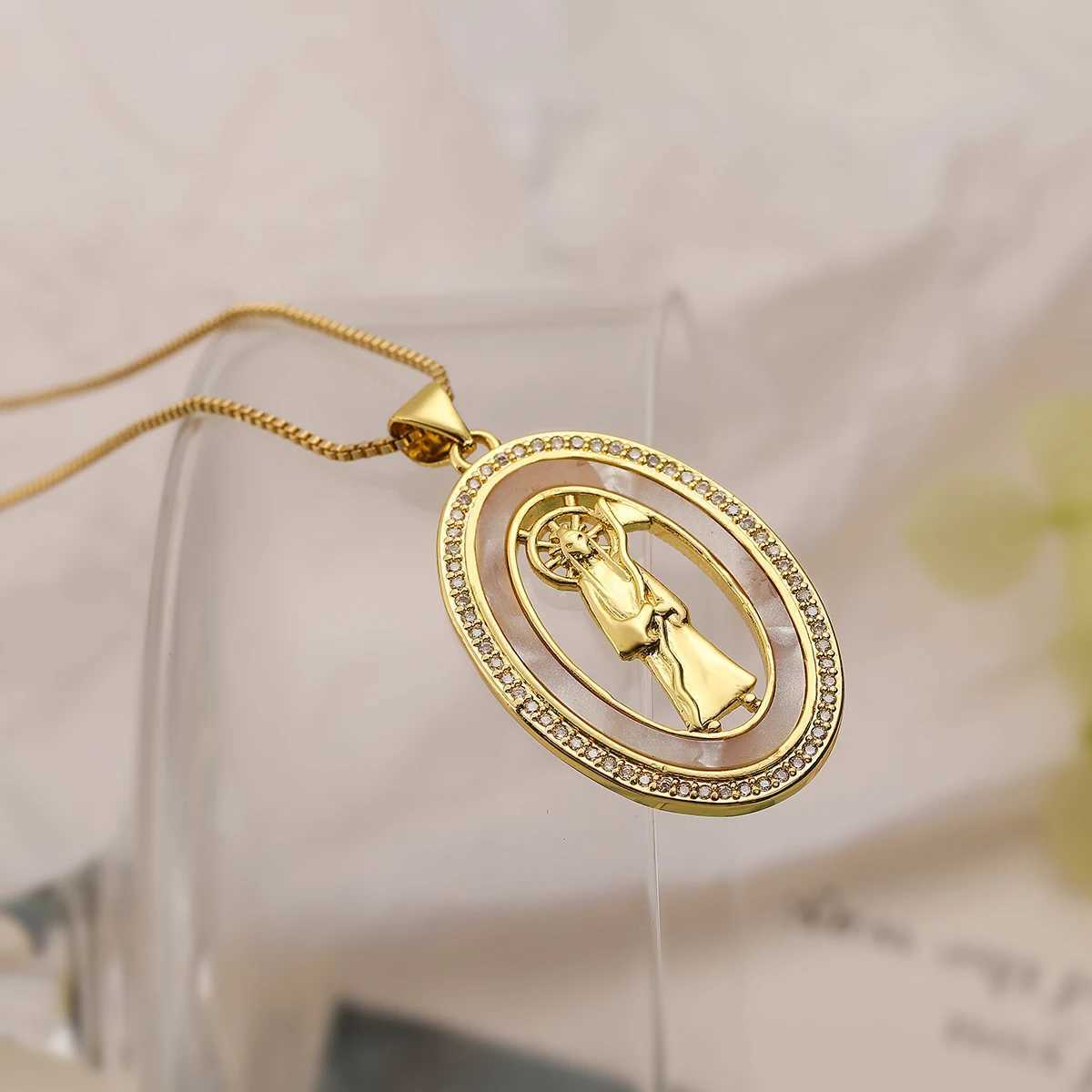 Unique Design Virgin Mary Pendant Necklaces For Women Girls Waterproof Stainless Steel Chain Party Wedding Vacation Jewelry W250618