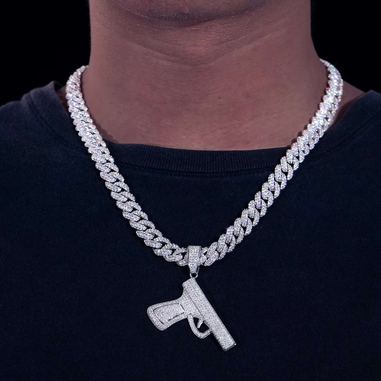 Iced 925 Sterling Silver Pistol Gun Pendant VVS Lab Diamond Moissanite Hip Hop Rapper Style Jewelry with Pendants Charms