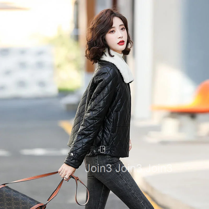 Padded Jacket Check Cotton Lightweight Cold High Quality Womens Quilted Coat Winter Clothes 2025 Elegant Warm Sale Lady Parka