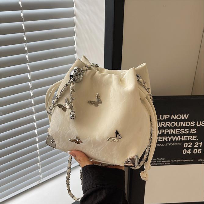 Free shipping designer Crossbody Bag Niche Bag Women Bag New Trendy Butterfly Versatile Shoulder Bag Popular Bucket Bag