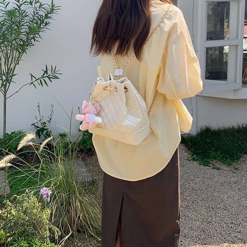 2025 New Fashionable Chain Elegant Stylish Bucket Quilted Backpack New Trendy Small Style Crossbody Bag