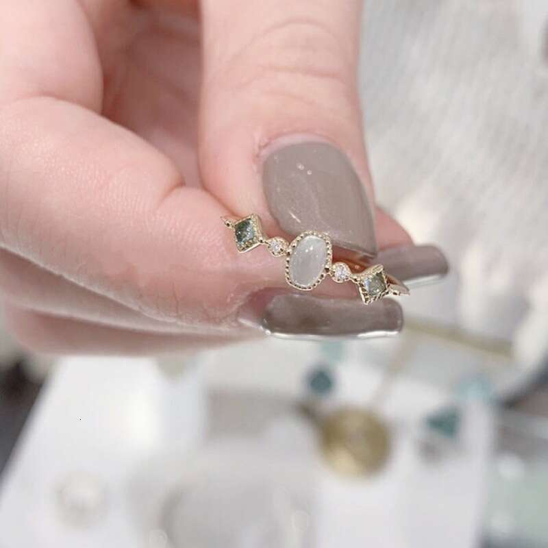 High Imitation Aquamarine Roman Glass Green Crystal Colorful Ring for Women, Niche High-end