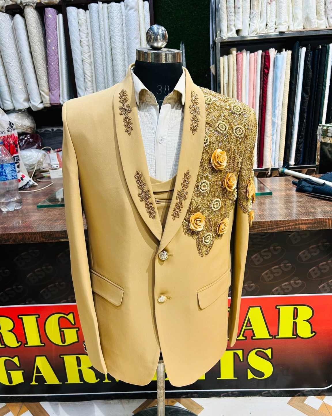 Hand Made Flowers Men Pants Suits Shawl Lapel Beading Groom Wedding Party Tuxedos Male Costumes Homme Black Pants Customized