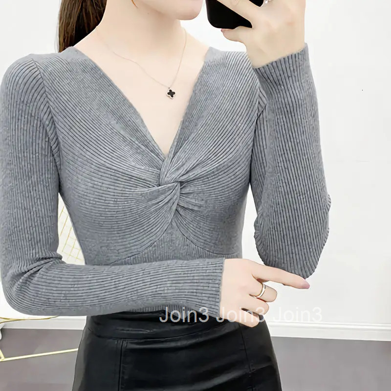 Green V-neck Crop Womens Sweater Short 2025 Pullover Knit Tops for Woman New Knitwear Autumn Winter Fashion in Cold Trend Sale
