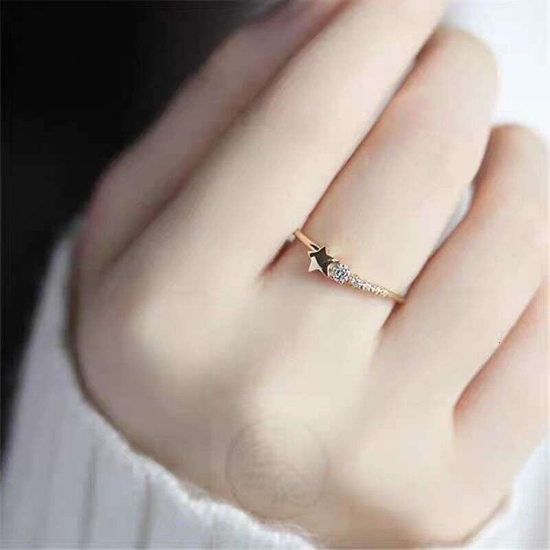 Meteor Shattered Gold-Plated for Women, Diamond-Studded Light Luxury Fashion Simple Elegant Versatile Ring