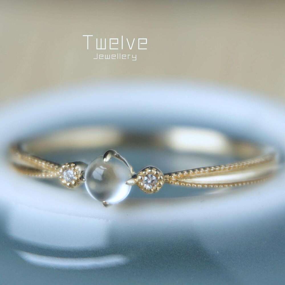 White Moonlight Glass Jade Chalcedony Cabochon Inlaid Women's Ring Light Luxury Elegant Simple Versatile Jewelry Niche Design