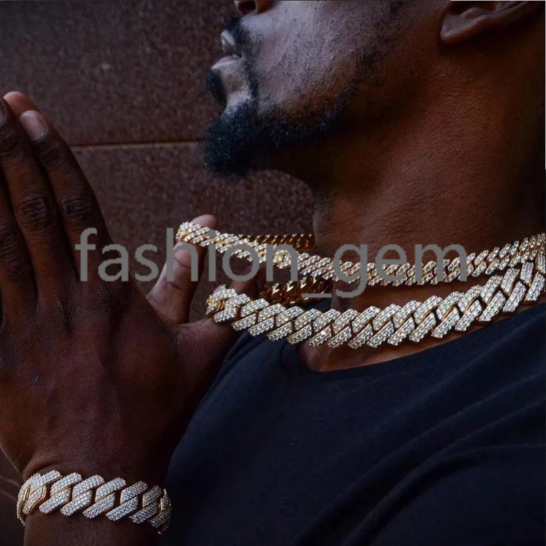 Master Rocks 925 Sterling Silver 18mm Iced Out Necklace VVS Moissanite Cuban Link Chain