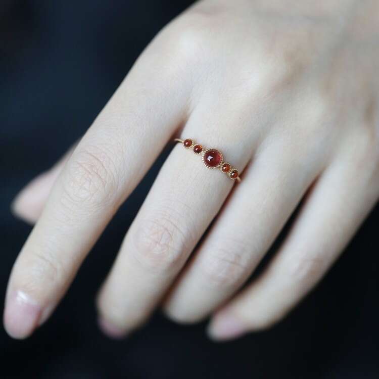 Rose Bouquet Brightening Natural Wine Red Garnet Light Luxury Romantic Women's Ring Elegant Style